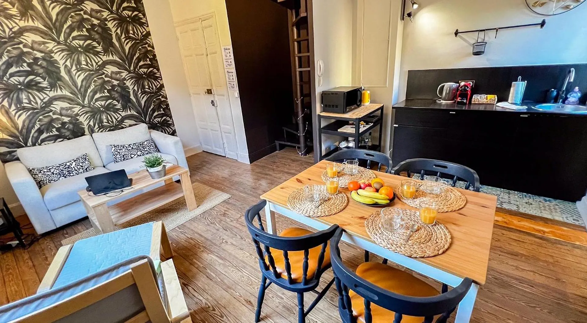 Ac - Private Exterior - Au Pied Du Palais Des Papes! Apartment Avignon France