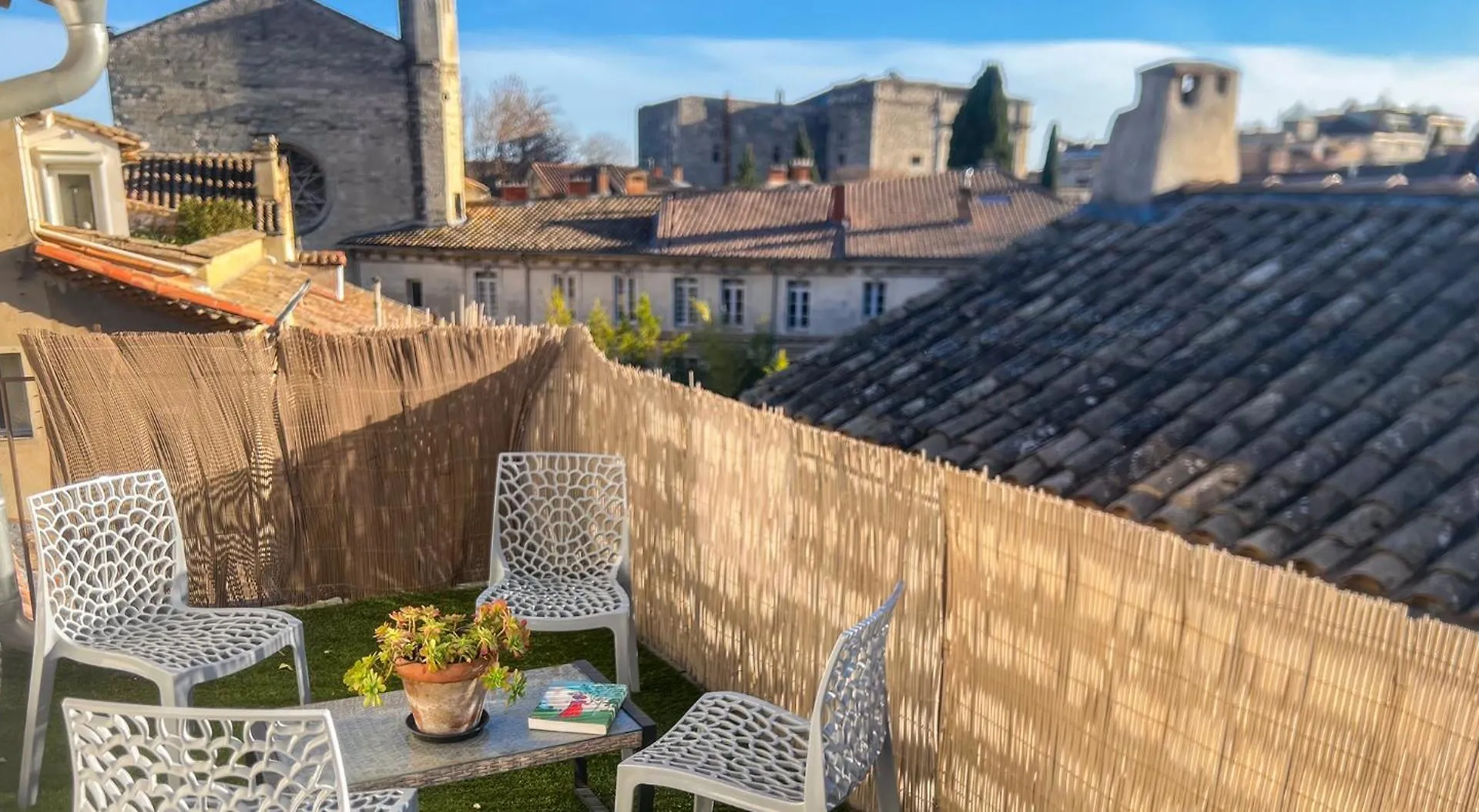 Ac - Private Exterior - Au Pied Du Palais Des Papes! Daire Avinyon